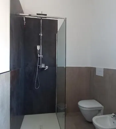 Affittacamere Mivida Le Stanze Di Ada 3*