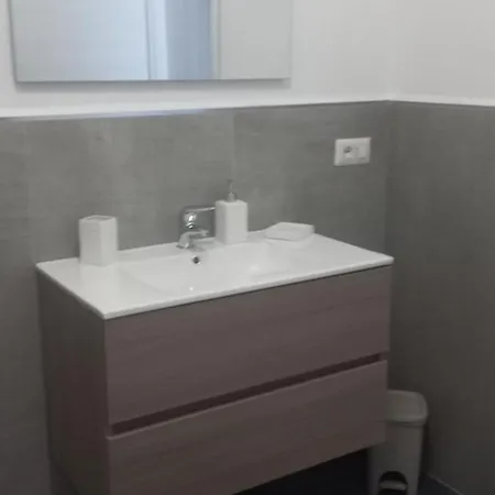 Affittacamere Mivida Le Stanze Di Ada 3*